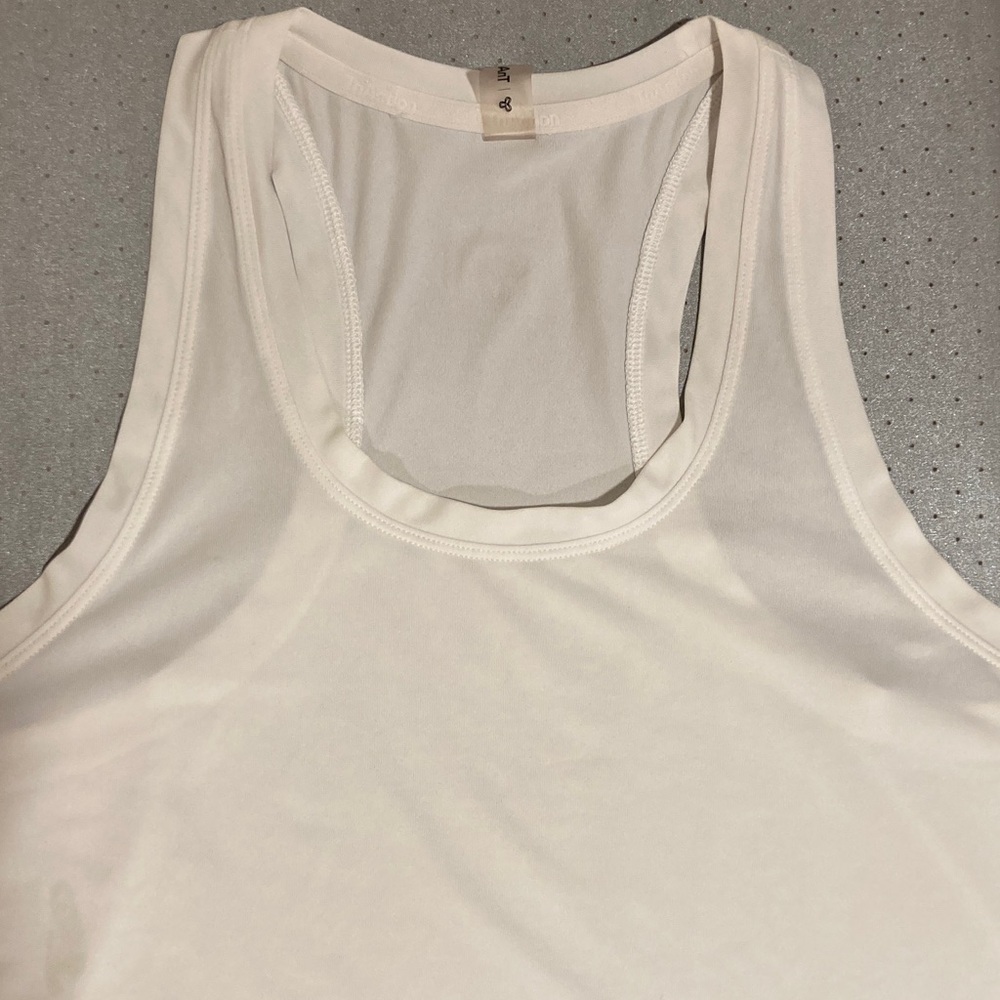 TnAction Revolve Tank - Picture 15 of 16